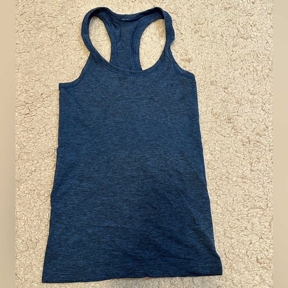 Lululemon blue workout tank size 4